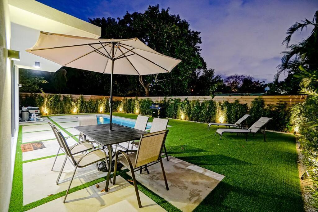 Design House -Heated Pool -Big Yard -Gated Parking Villa Маями Екстериор снимка