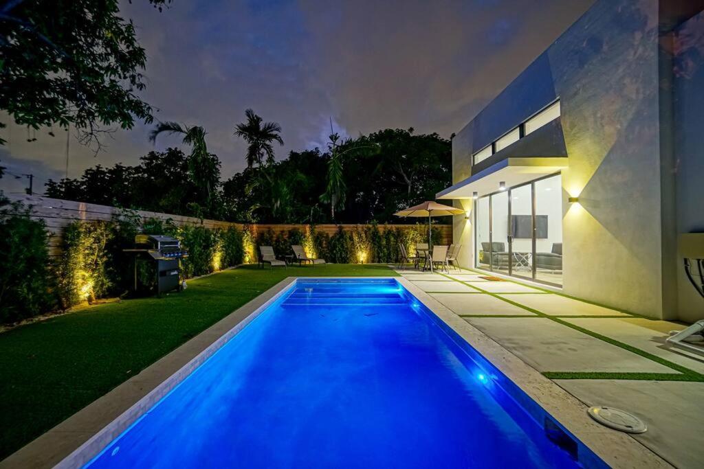 Design House -Heated Pool -Big Yard -Gated Parking Villa Маями Екстериор снимка